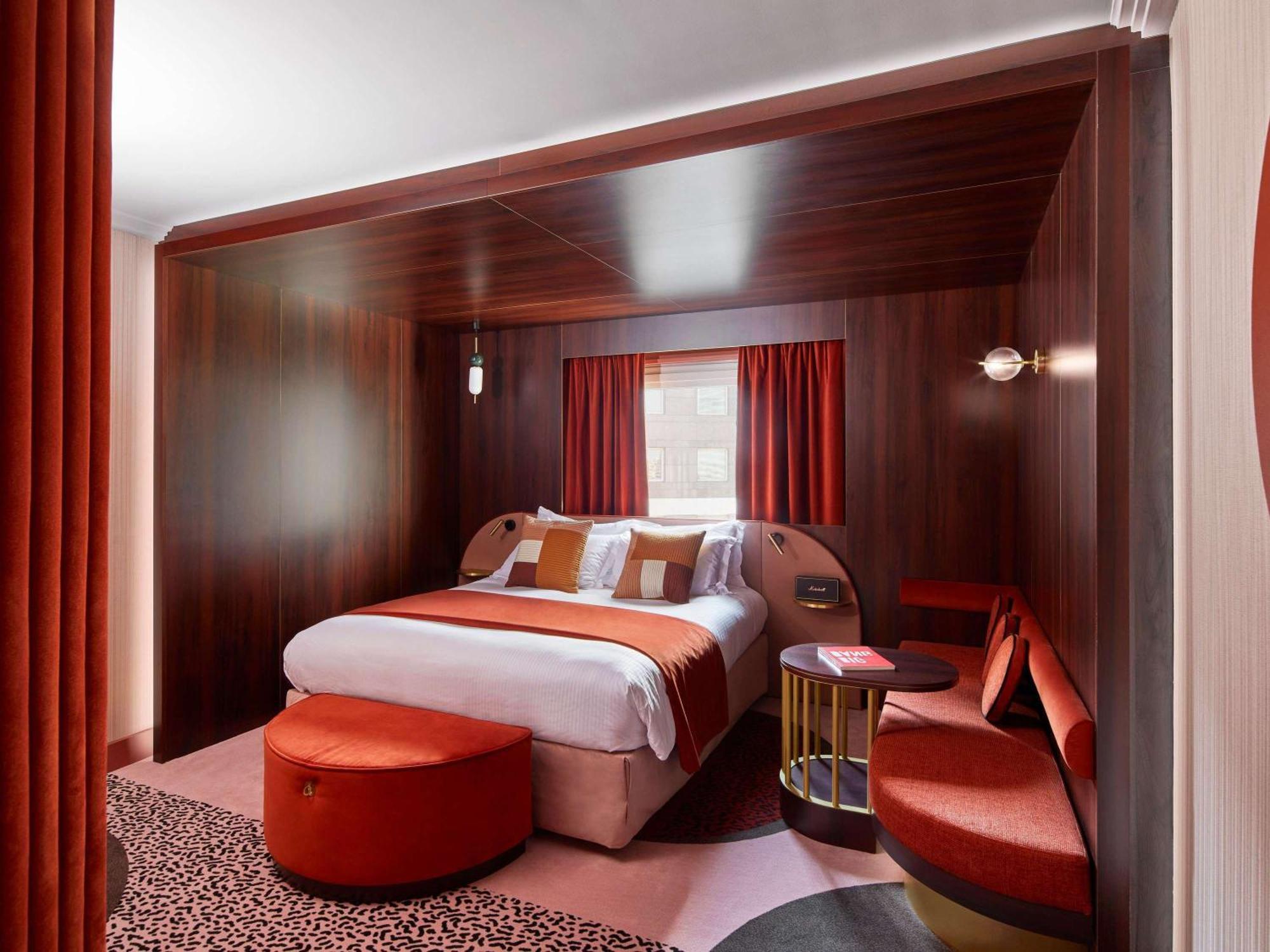פוטו Nest Paris La Defense - Mgallery מראה חיצוני תמונה A room at the hotel
